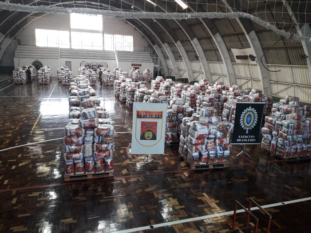 Estado adquire 10 mil cestas básicas para famílias carentes de alunos da 2ª CRE: cidades do Paranhana serão beneficiadas