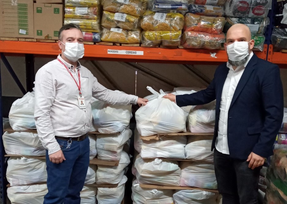 UnidaSul doa 100 kits de alimentação e higiene para Taquara