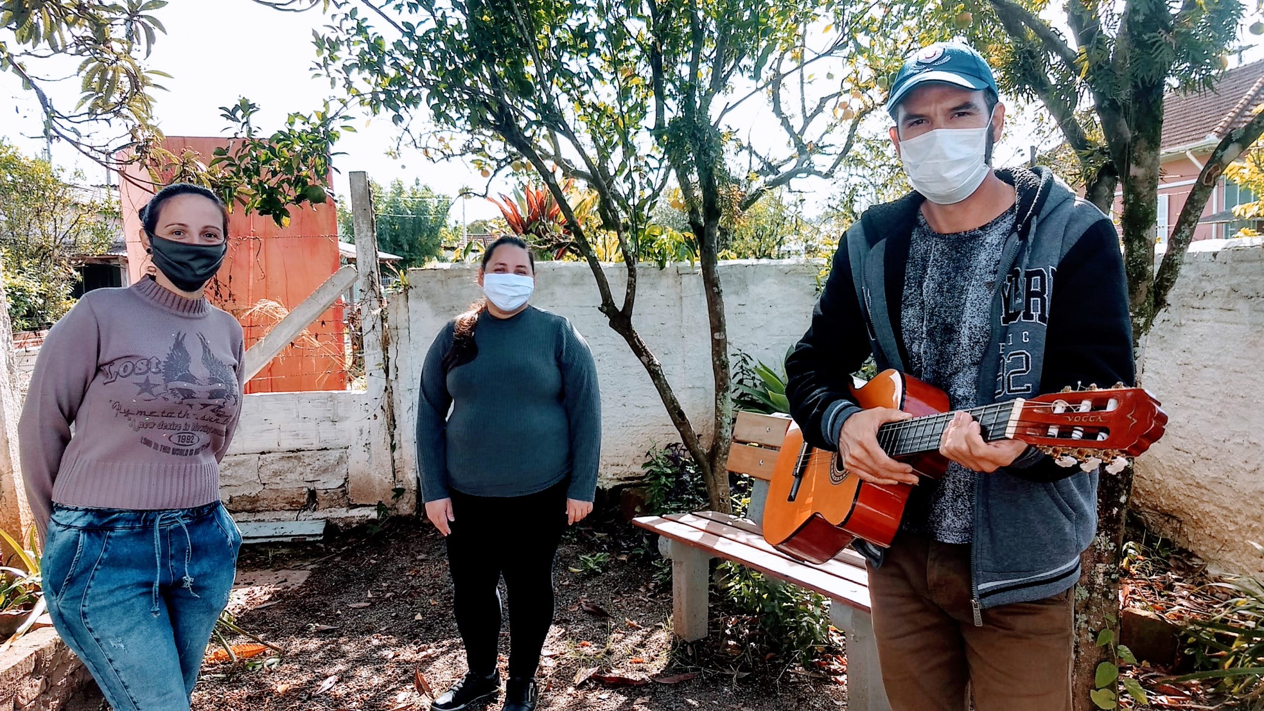 Oficineiros do CRAS criam grupo on line para manter vínculo com as crianças e adolescentes assistidos pelos programas sociais