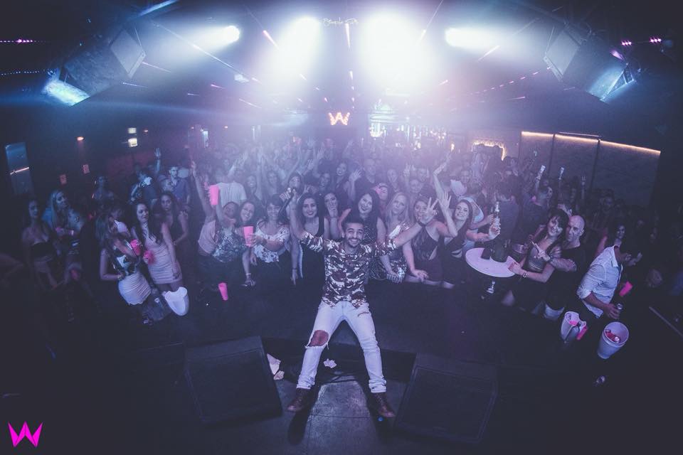 Pedro Miranda arrecada mais de uma tonelada de alimentos, em sua primeira 'live'