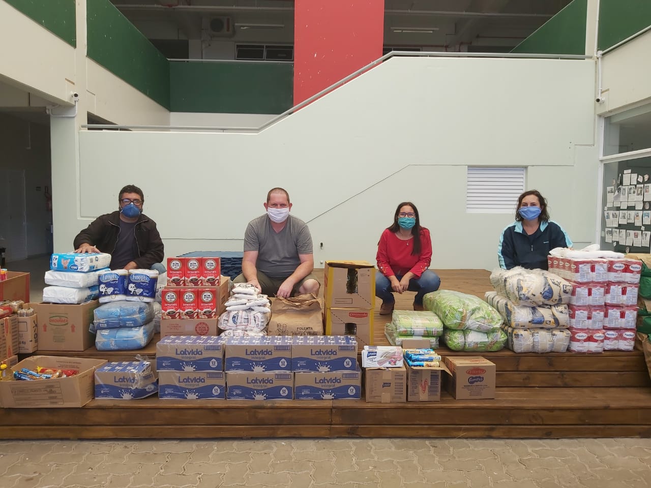 Campanha arrecada cestas básicas para famílias de alunos do Campus Rolante do IFRS