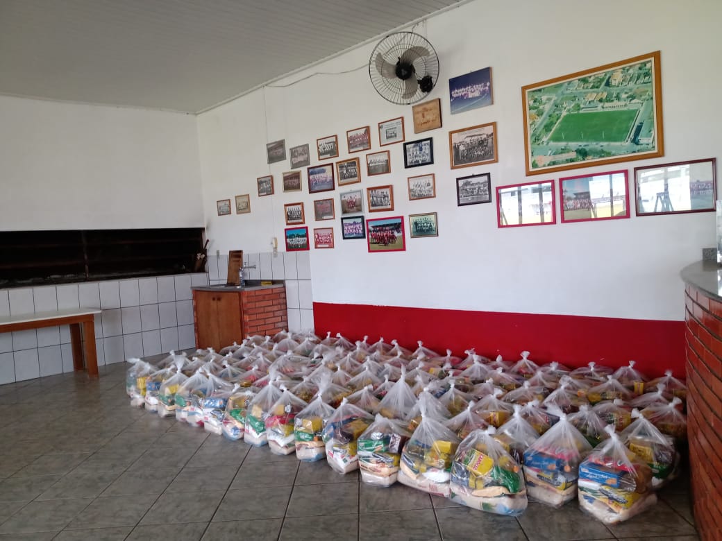 Solidariedade: Sport Club Taquarense adquire mais de uma tonelada de alimentos para doação