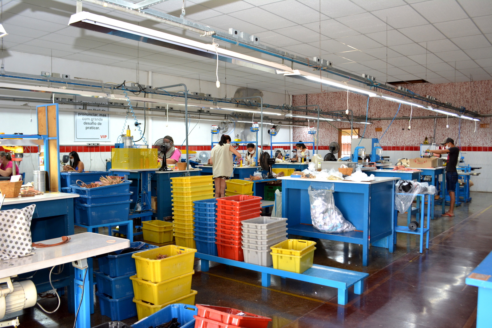 Setor calçadista já demitiu mais de mil pessoas em Parobé