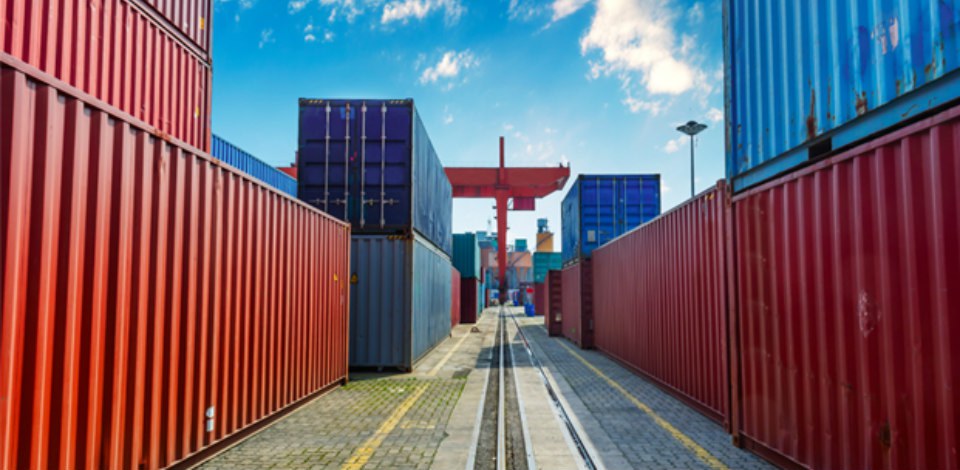 Exportações de calçados caíram 33% até julho, diz Abicalçados