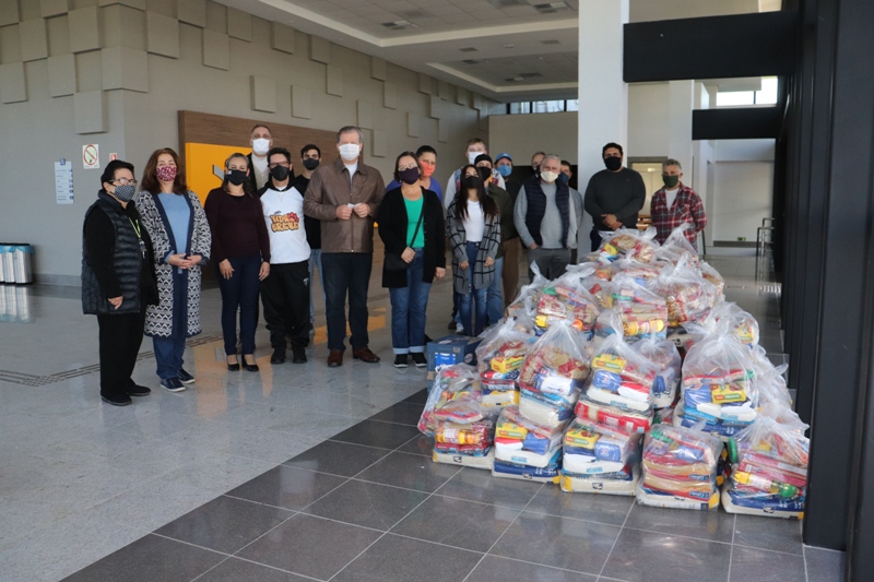 Faccat distribui mais de 130 cestas básicas para entidades assistenciais