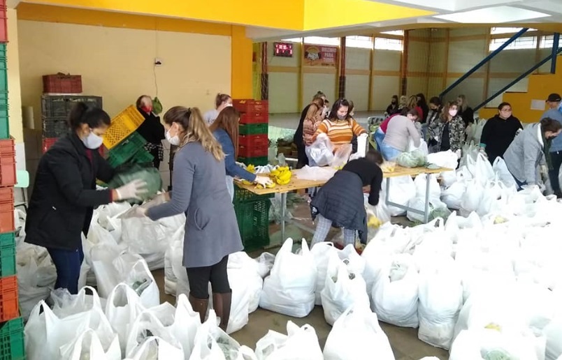 Riozinho anuncia que estudantes receberão mais uma cesta básica