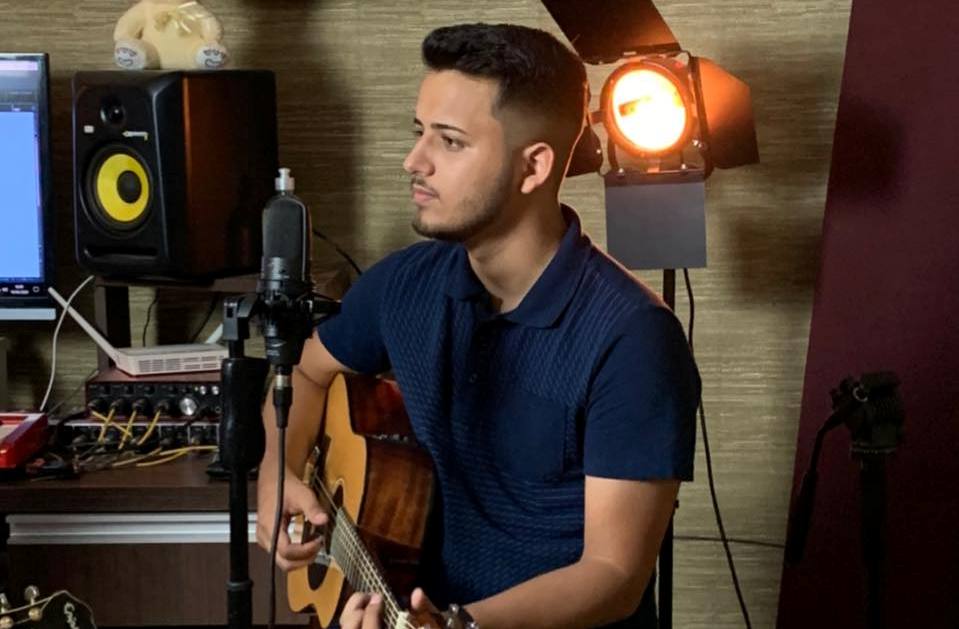 Ruan Victor realiza live nesta sexta-feira (31)