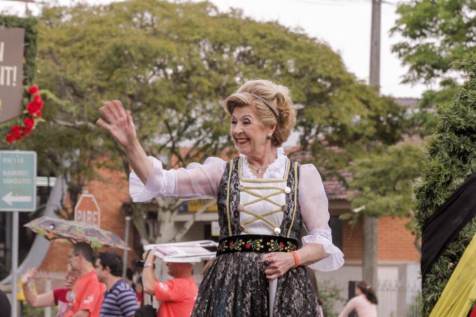 Morre a igrejinhense Ivone Schoenardie, Seniorin da Oktoberfest em 2014