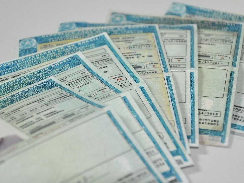 Câmara aprova alterações no Código de Trânsito e carteira de motorista terá validade de 10 anos