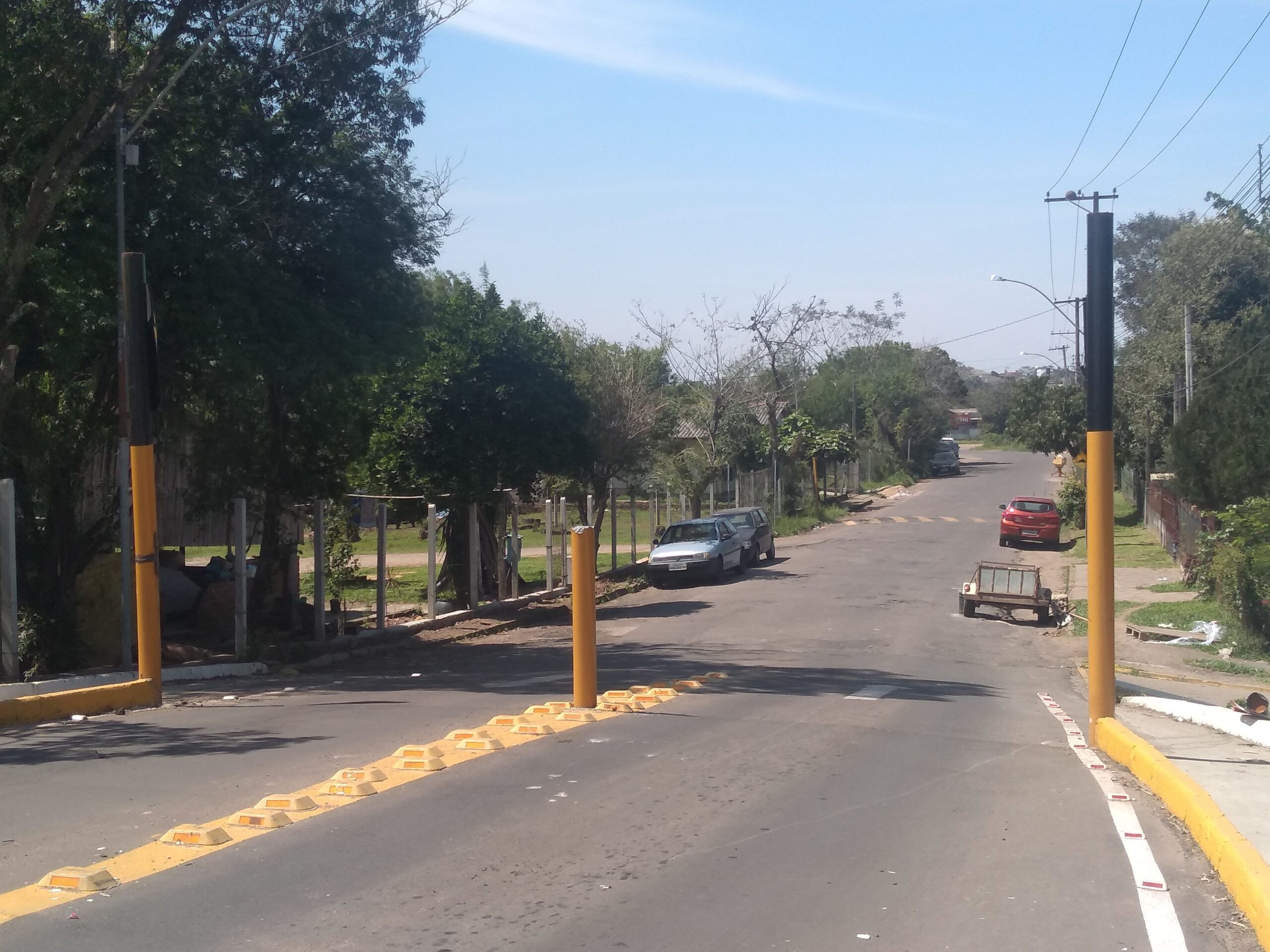 Caminhão derruba parte de armação metálica em ponte na divisa de Taquara e Parobé