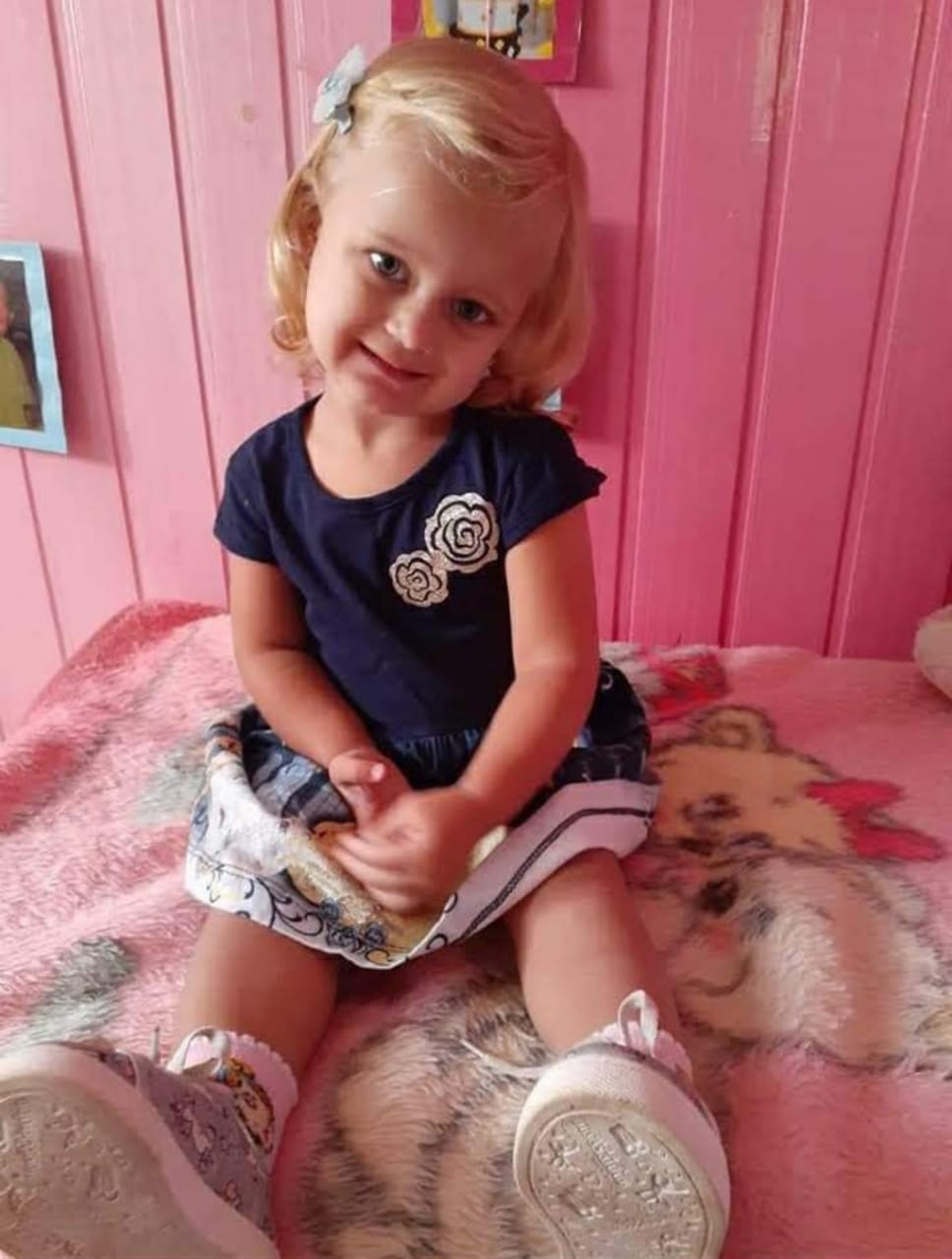 Trescoroenses lançam ‘vaquinha on-line’ para custear exame e medicamento para a filha caçula