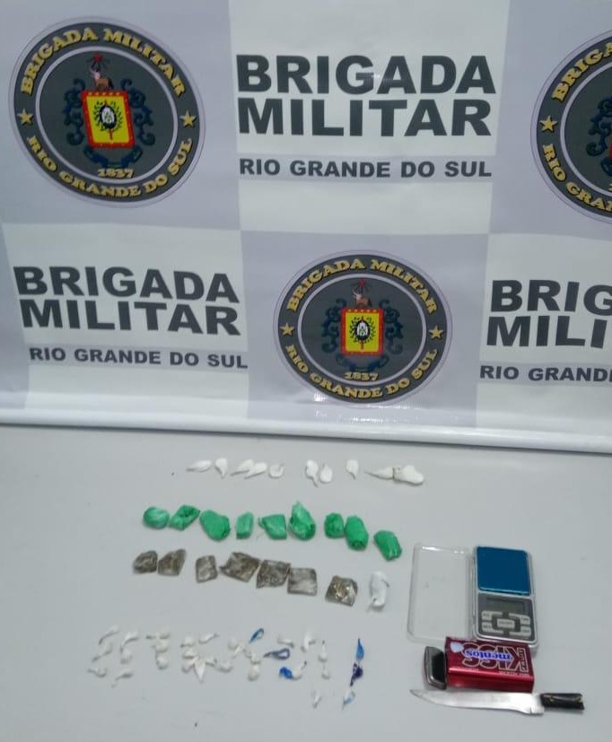 Brigada Militar de Três Coroas prende mulher por tráfico de drogas