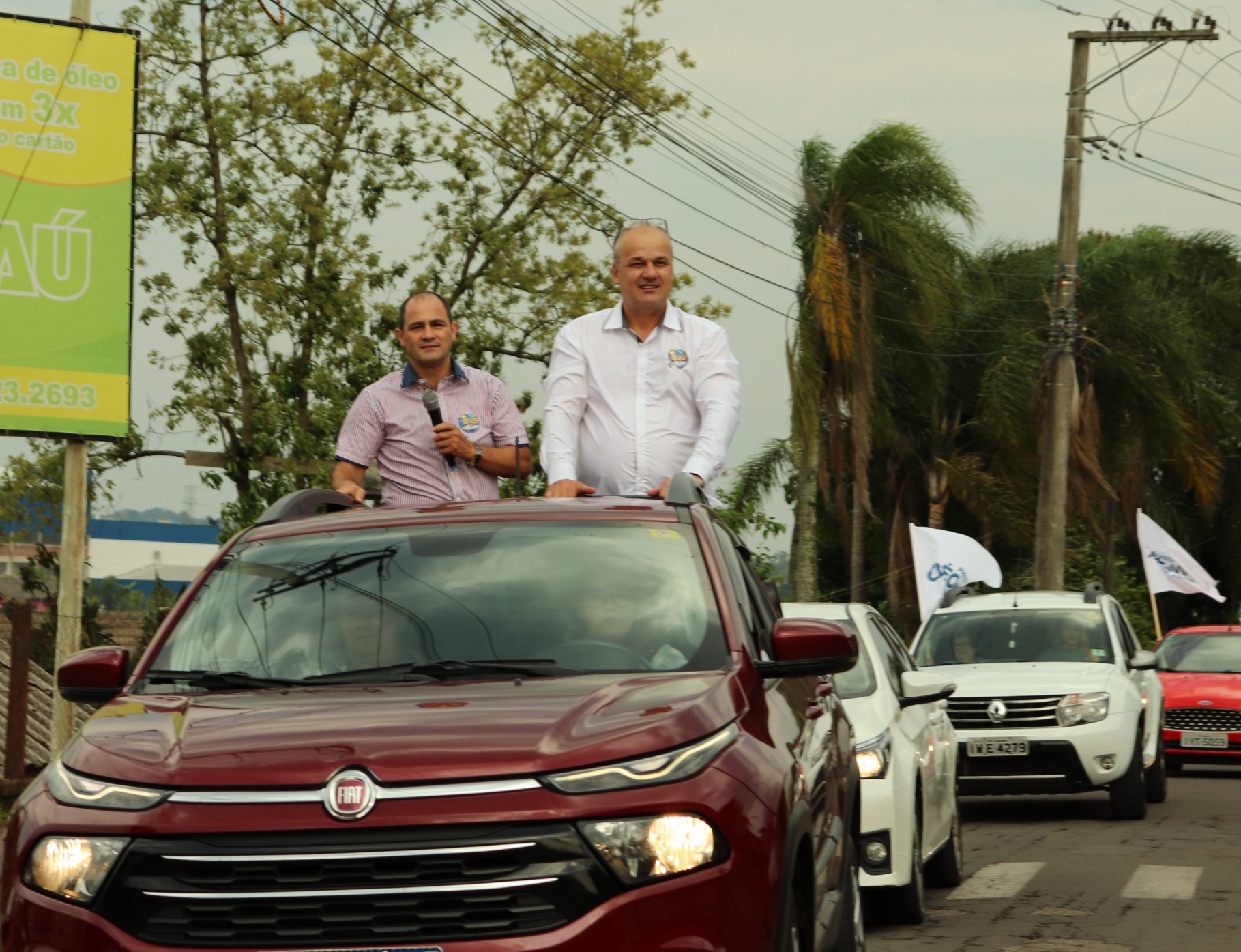 Cléo e Moacir abrem campanha com adesivagem e carreata em Parobé