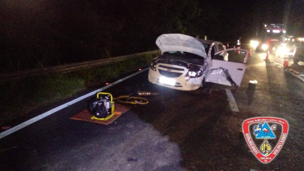 Colisão entre veículos deixa ferido na ERS-115