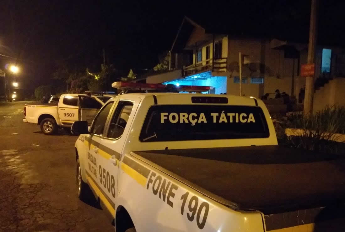 Casal é preso por tráfico de drogas em Três Coroas
