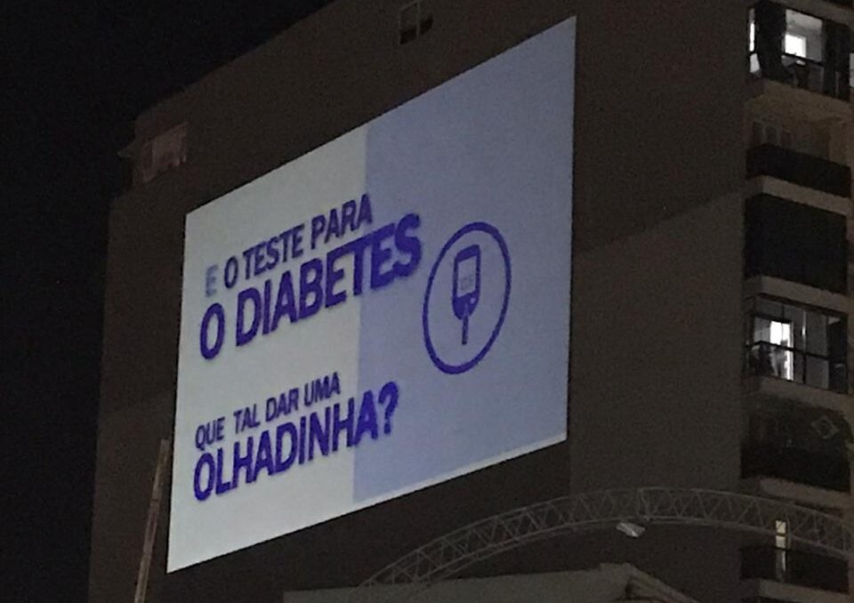 Lions Clube de Taquara projeta em prédio alerta de prevenção ao diabetes