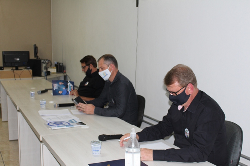 Candidatos de Rolante discutiram planos de governo em debate na Rádio Taquara; ASSISTA