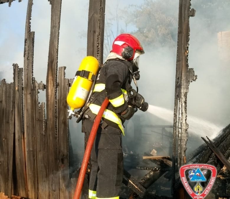 Residência em Igrejinha é consumida por incêndio; causas ainda são investigadas