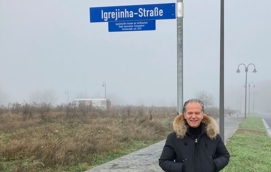 Cidade alemã de Simmern nomeia rua em homenagem a Igrejinha