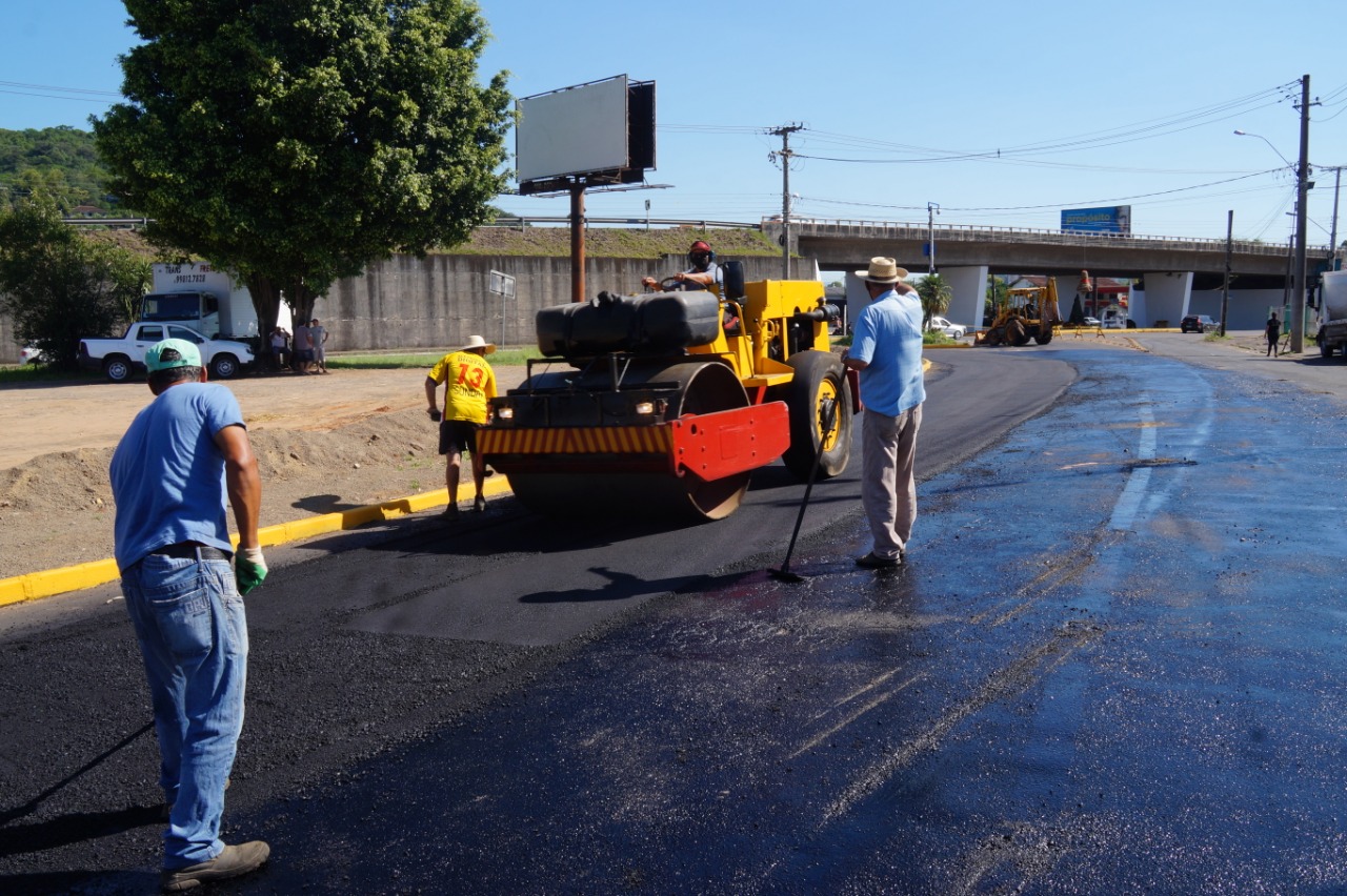 Prefeitura de Parobé realiza recapeamento e operação Tapa-Buracos