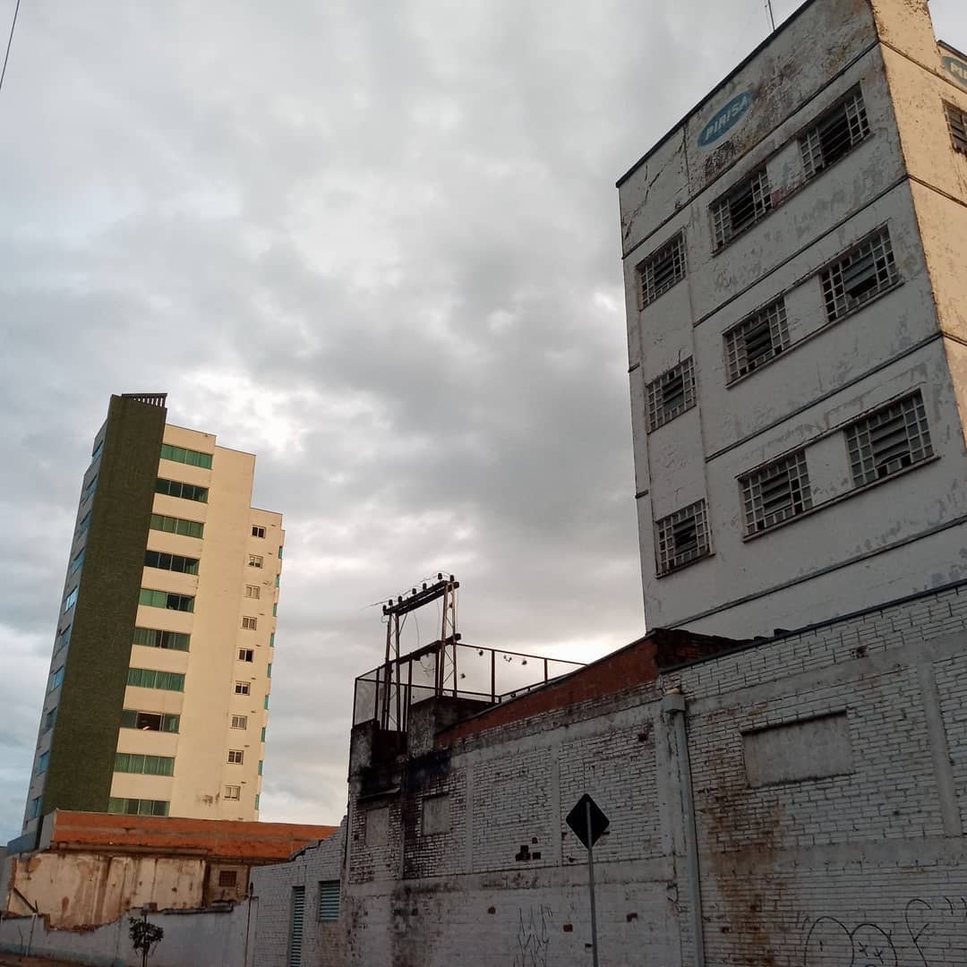 Prefeitura nega exigência, diz que Porto não apresentou projetos e lamenta cancelamento do prédio de 91 andares