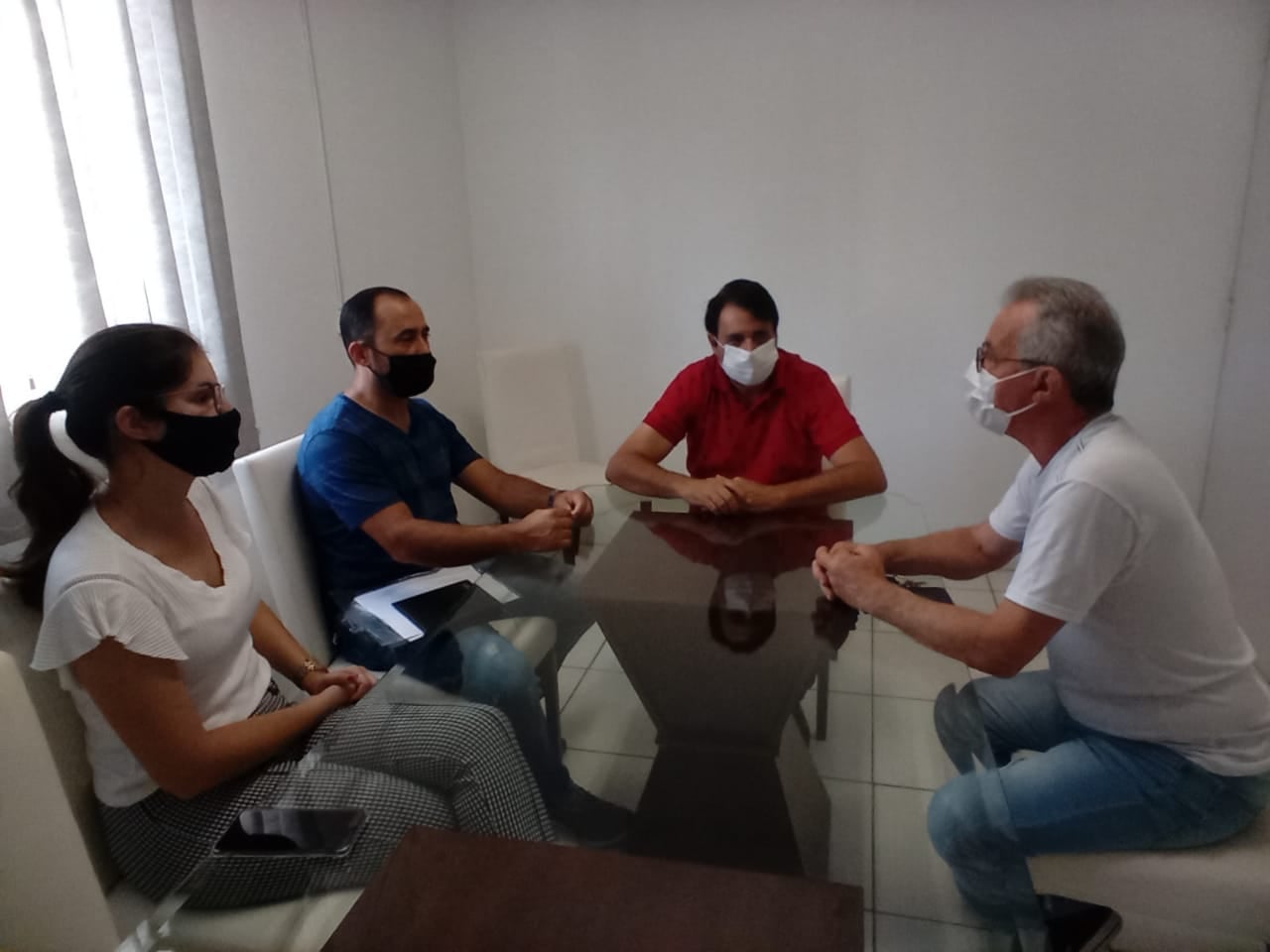 Membros da Acisa mantêm reunião com prefeito de Rolante