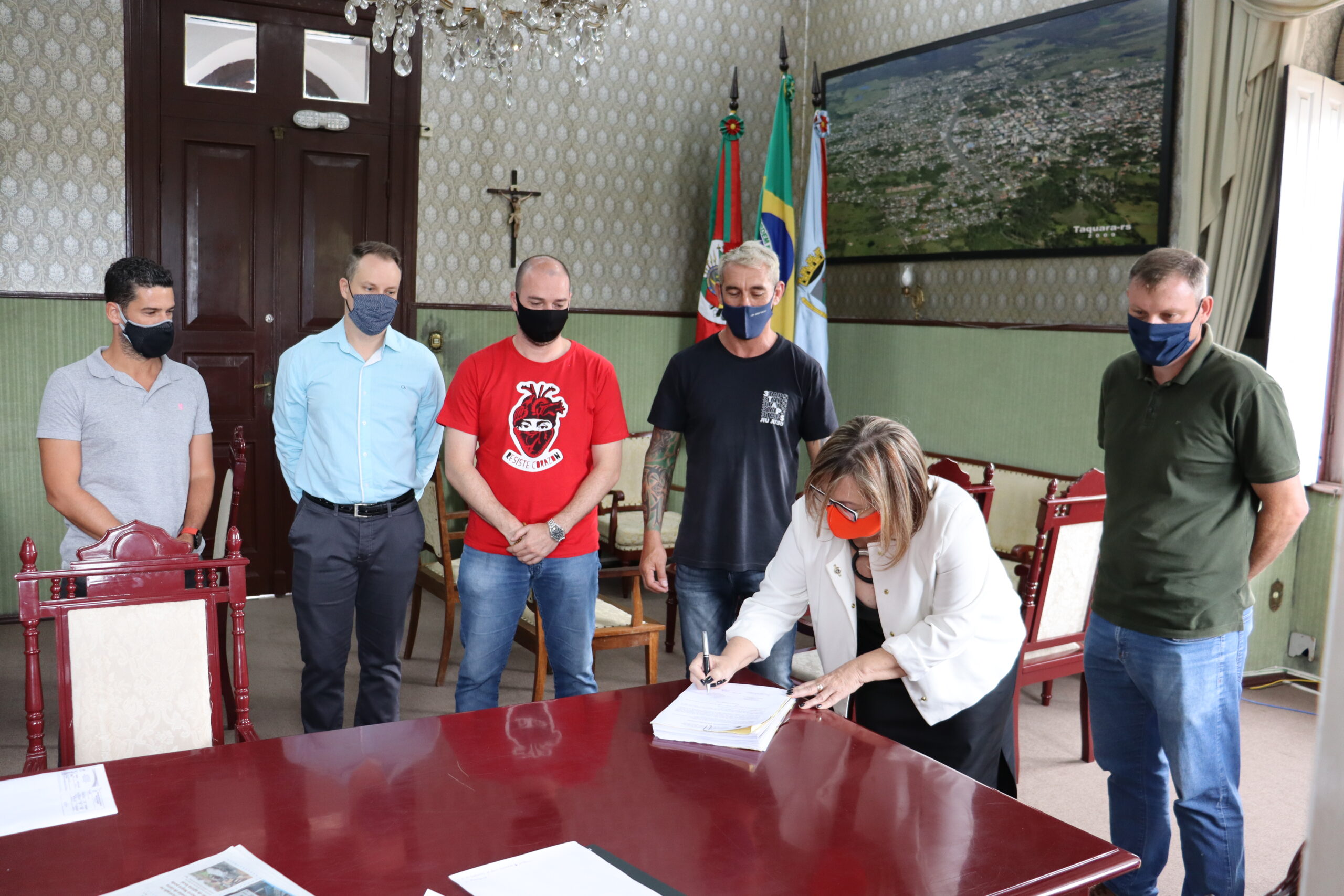 Prefeitura de Taquara firma acordo com Instituto Vitória e afirma economia de quase R$ 1 milhão em 4 anos