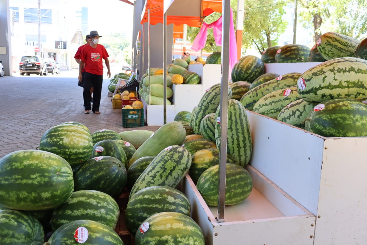 Feira da Melancia de Taquara segue até fevereiro com bancas na Rua Coberta