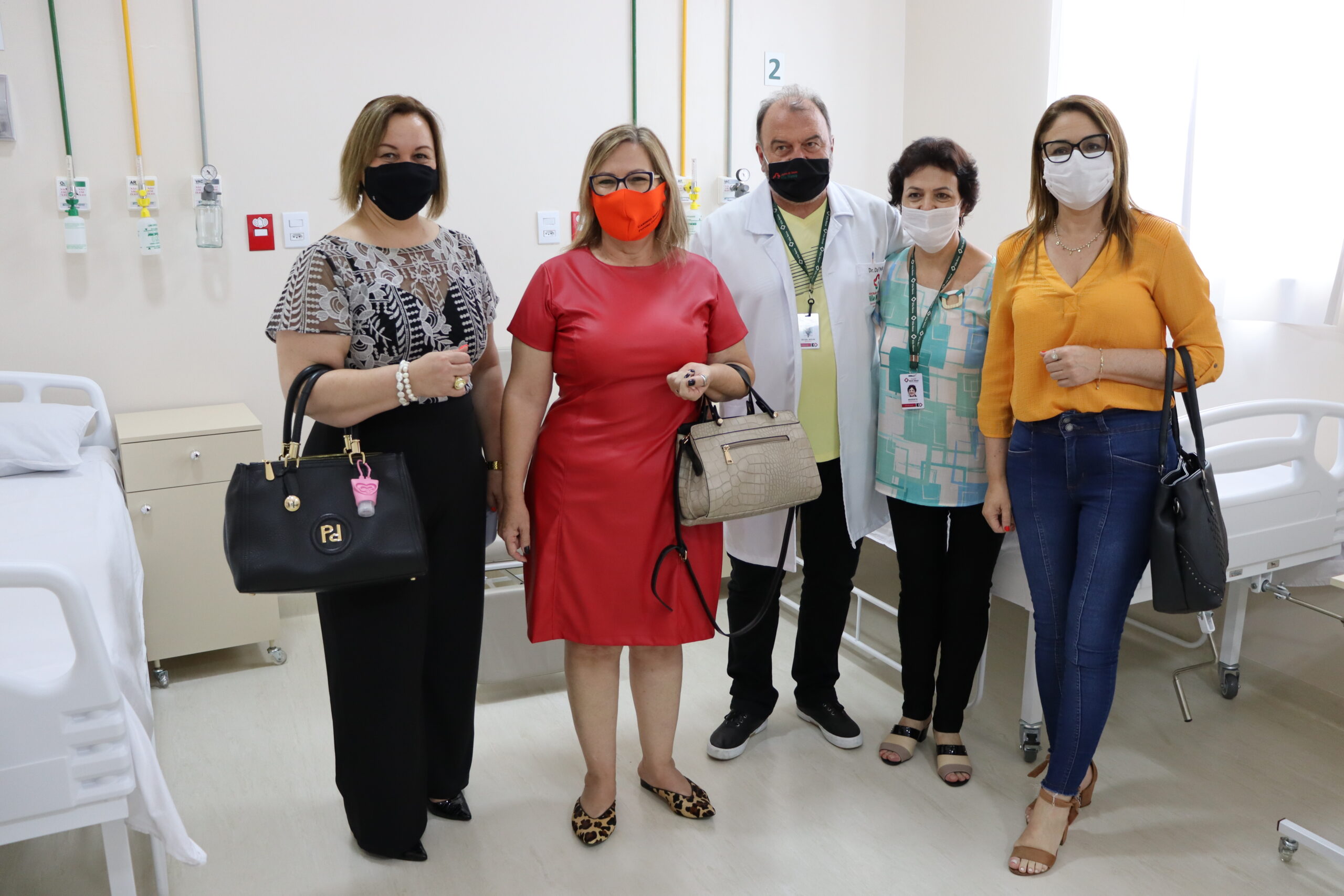 Hospital Bom Jesus recebe 14 leitos clínicos para pacientes SUS