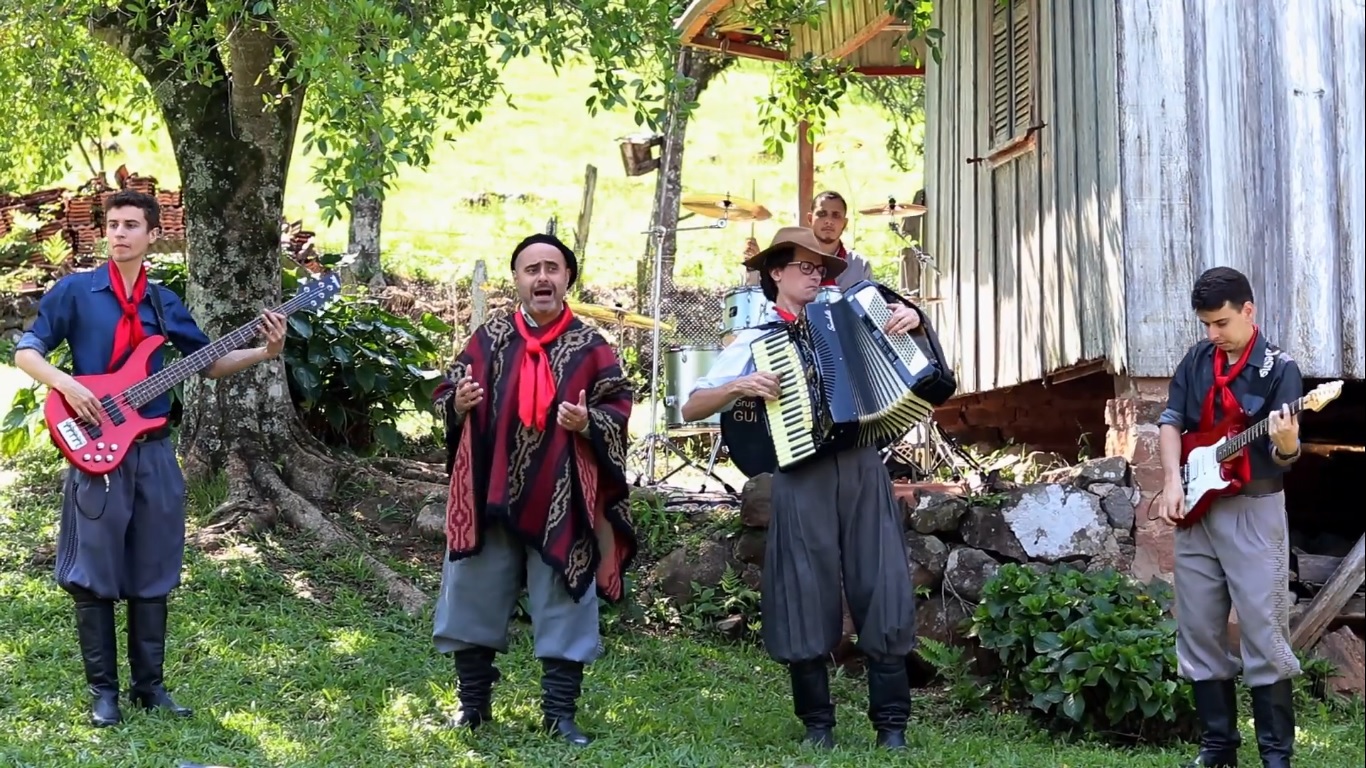 Grupo Gurizada Tchê divulga clipes de 'Amizade Campeira' e 'Som Campeiro'; ASSISTA