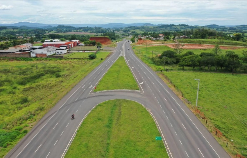 Ciclovia seria possível na maior parte da duplicação da 239, diz parecer do MP