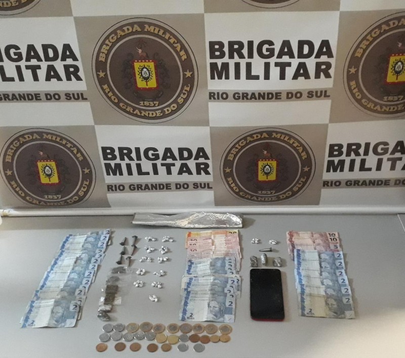 Trio é preso por tráfico de entorpecentes em Taquara