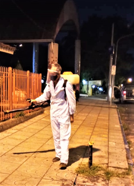 Ruas são higienizadas no combate ao coronavírus em Parobé
