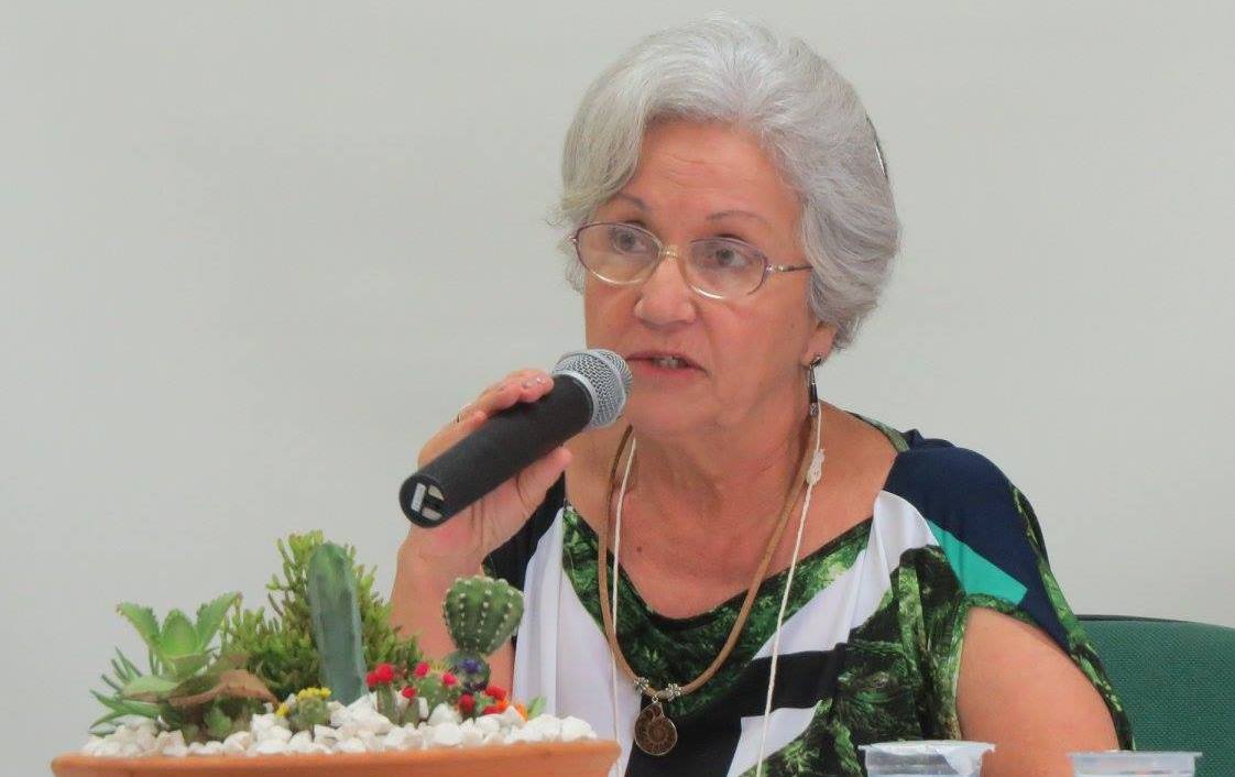 Ex-docente da Faccat recebe título de professora emérita da UFRGS