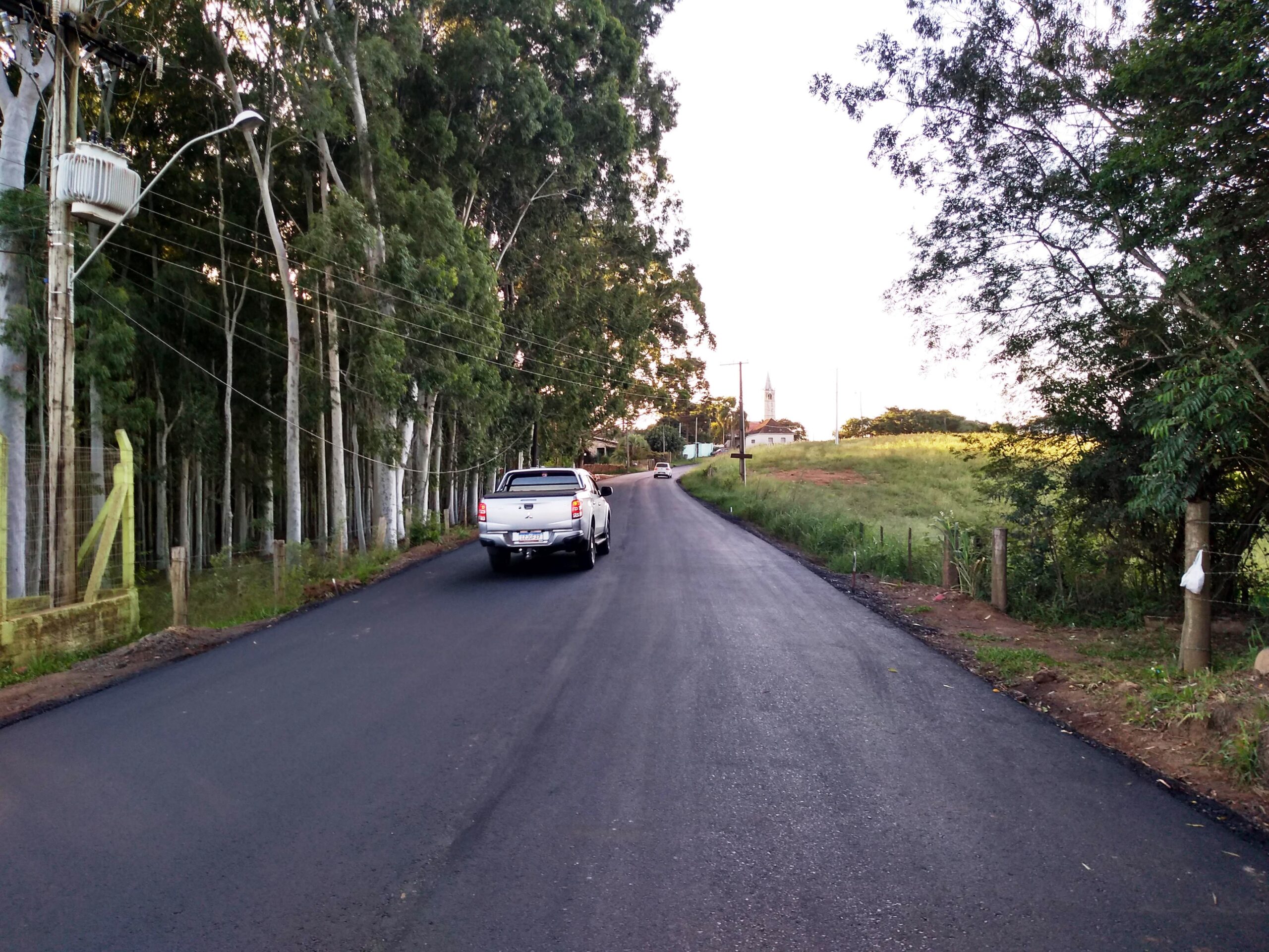 Asfaltamento em duas estradas do interior de Taquara tem previsão de ser concluído em abril