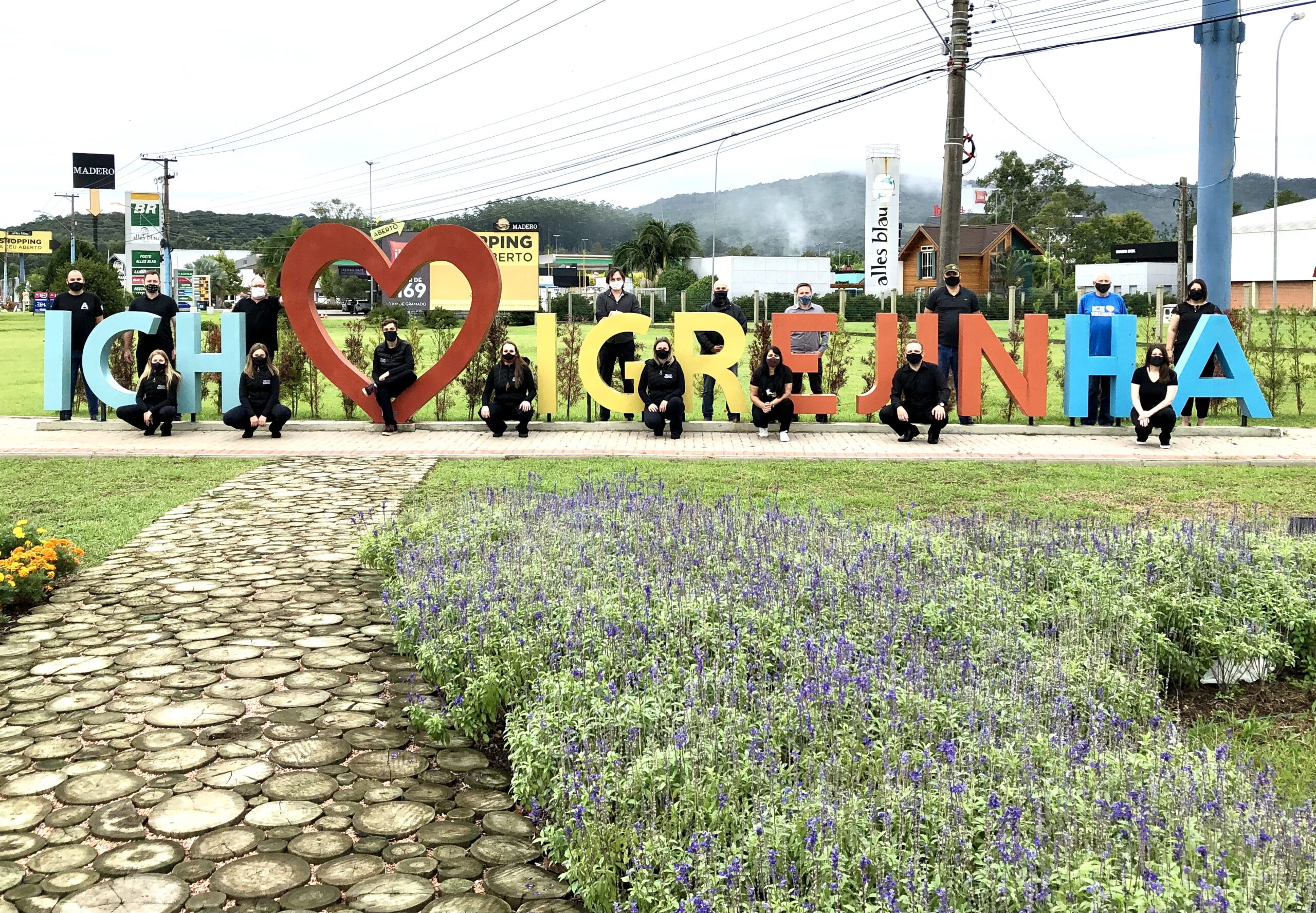 Representantes de Igrejinha participam do manifesto “Turismo Não é o Vilão”