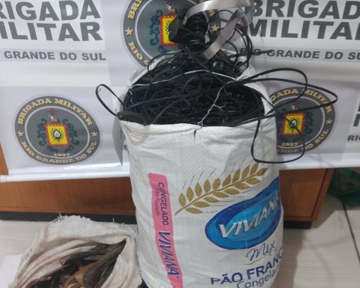 Homem é preso em flagrante com quase 20 kg de fios de cobre furtados em Três Coroas