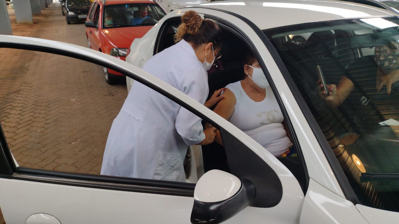 Taquara anuncia vacinação para idosos com 69 anos