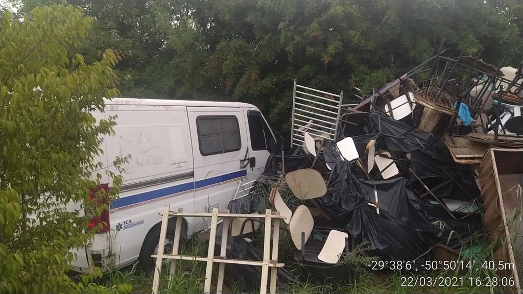 Prefeitura de Parobé é notificada pela Polícia Ambiental por depósito irregular de resíduos sólidos