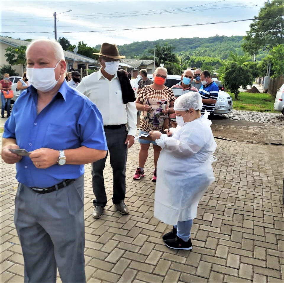 Vacinas contra a Covid-19 chegam ao fim e Parobé aguarda novas doses do Estado para retomar vacinação