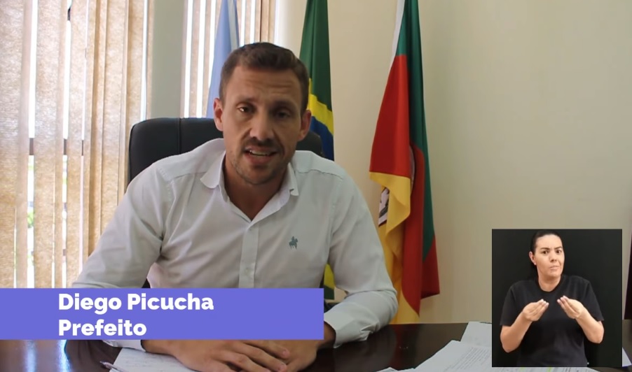 "Não vou envolver política nas escolas", diz Picucha ao defender revogação de eleição para diretores