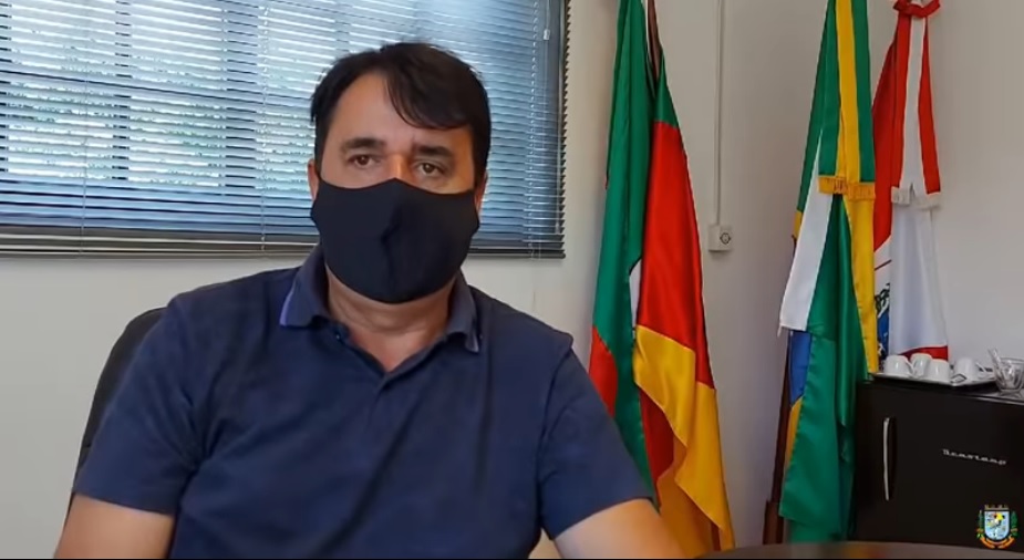 Rippel revela que foi voto vencido na Ampara para fazer lockdown na região