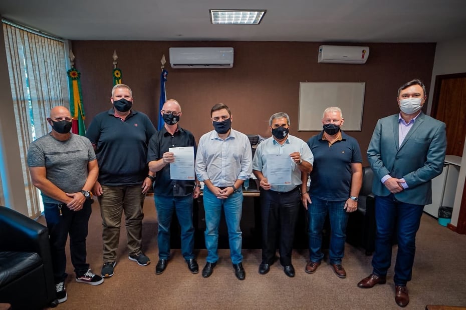 Presidente da AL Gabriel Souza destina emenda de R$ 100 mil à Prefeitura de Três Coroas