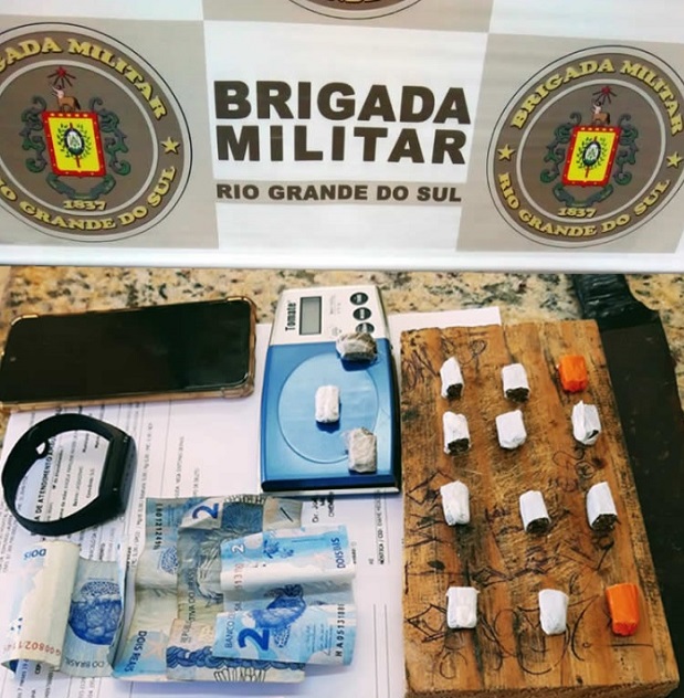 Jovem é preso por tráfico de entorpecentes em Igrejinha