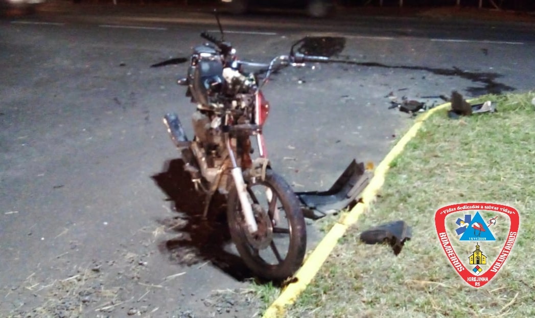 Colisão deixa motociclista ferido na ERS-115