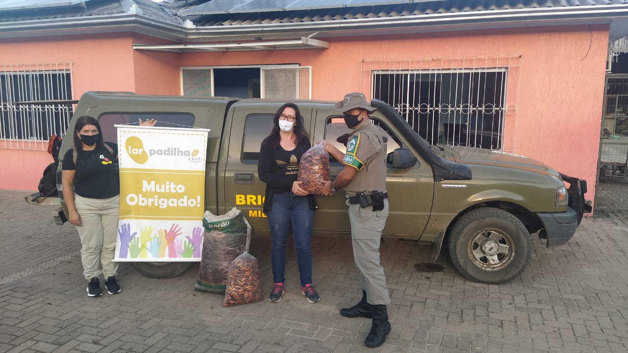 Pinhão apreendido pelo Comando Ambiental da Brigada Militar de Taquara é doado ao Lar Padilha