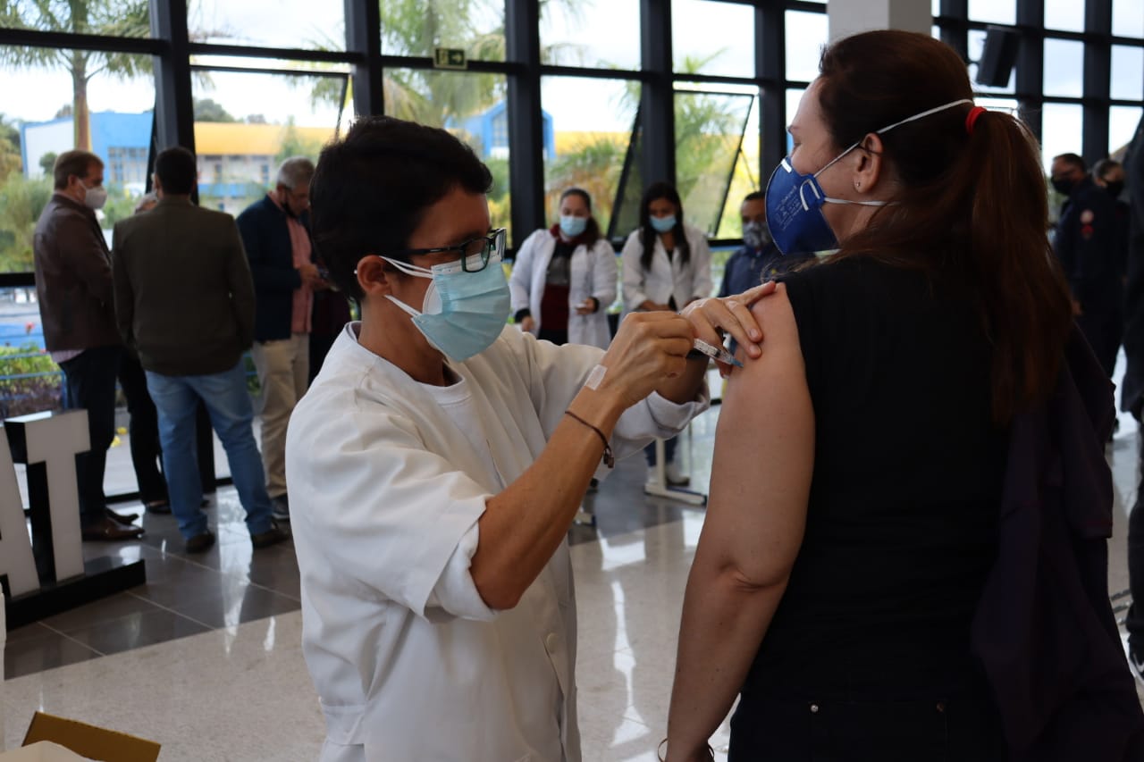 Paranhana receberá mais 6,2 mil doses de vacinas contra Covid nesta sexta-feira (24)