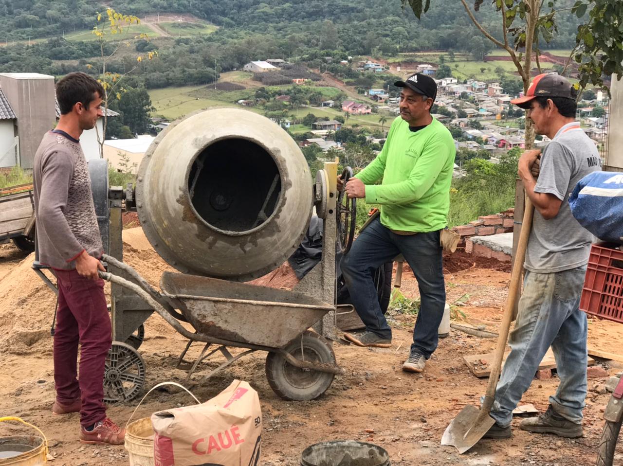 Vereadores de Parobé aprovam projeto que institui o Dia do Trabalhador da Construção Civil no município