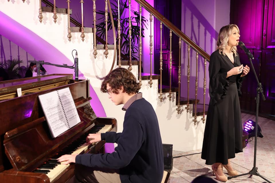 Isadora Apollo e Lorenzo Rambo estreiam série "Concerto no Palácio" em Taquara