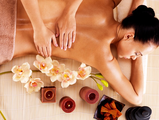 Senac Taquara sugere massagem como presente para o dia das mães